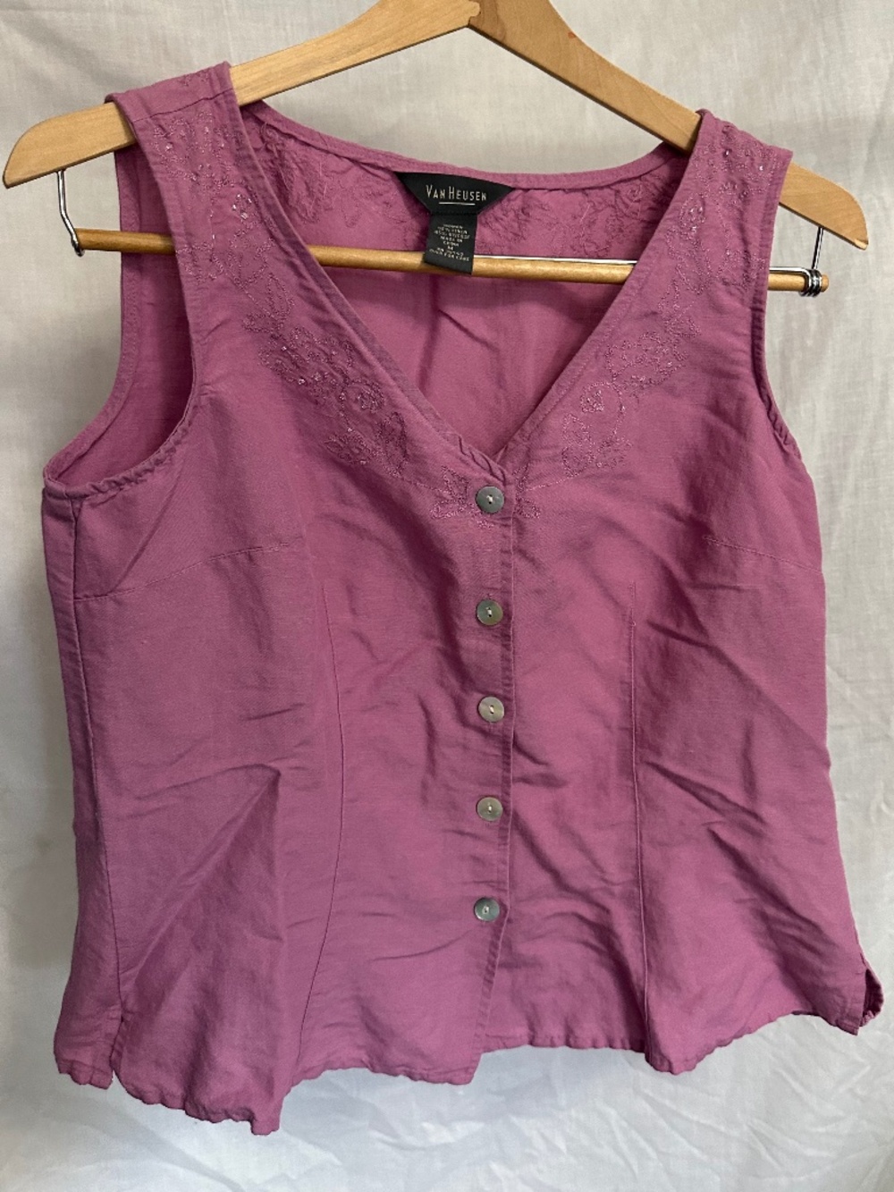 Van Heusen Women’s Sleeveless Linen Blend Blouse – Size Medium – Mauve/Purple Em